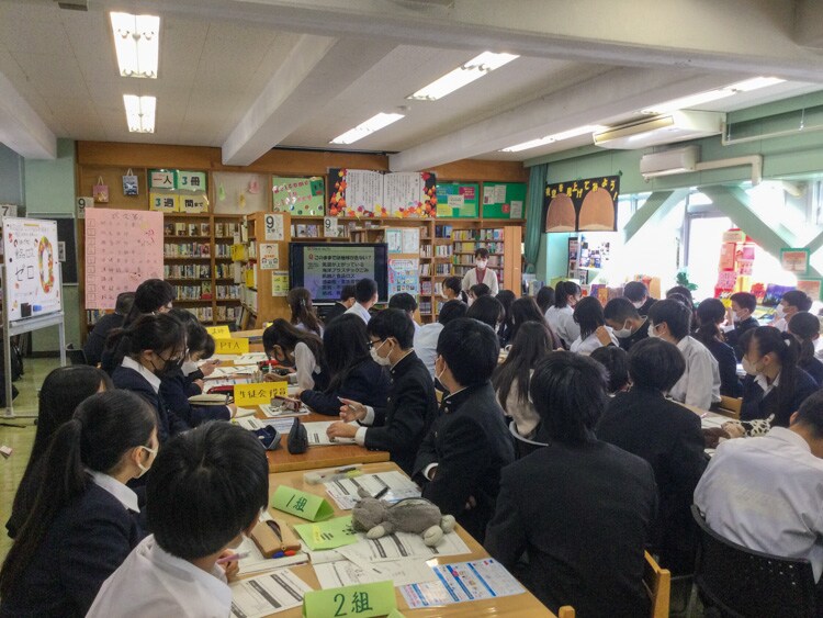 横浜市立保土ケ谷中学校 食育セミナー 写真1