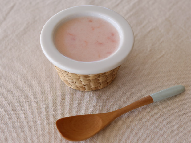 トマトミルクがゆ＜5ヵ月〜6ヵ月の離乳食レシピ＞
