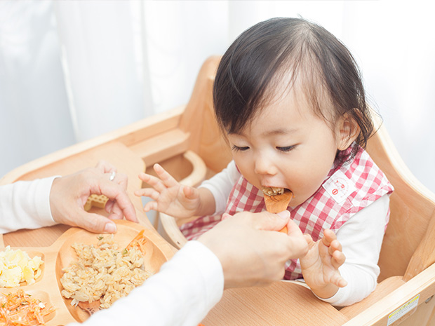 離乳の完了期食、はじめる時期は？