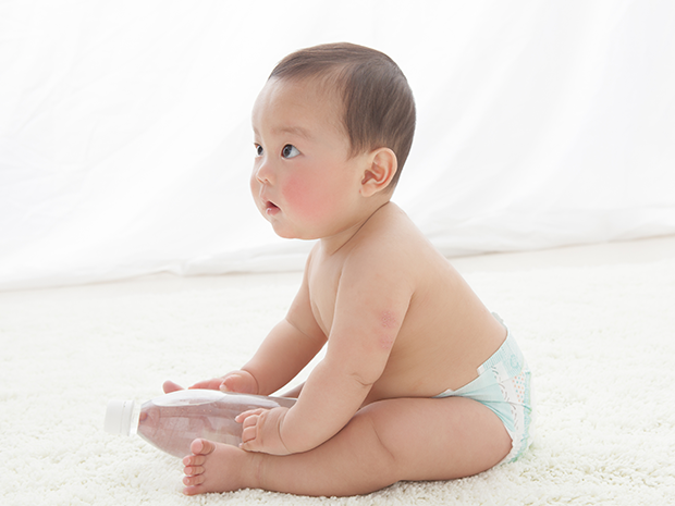 6ヵ月の赤ちゃんの発育と発達