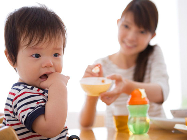 月齢別離乳食を食べてくれないときはこうする！