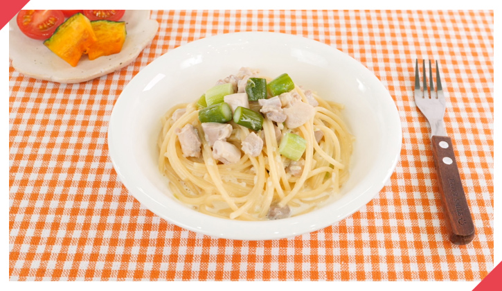 鶏とアスパラガスのクリームパスタ