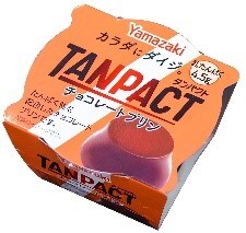 写真：「TANPACT チョコレートプリン」の商品パッケージ