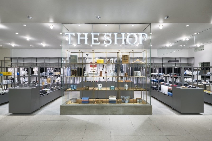 写真：「THE SHOP」外観