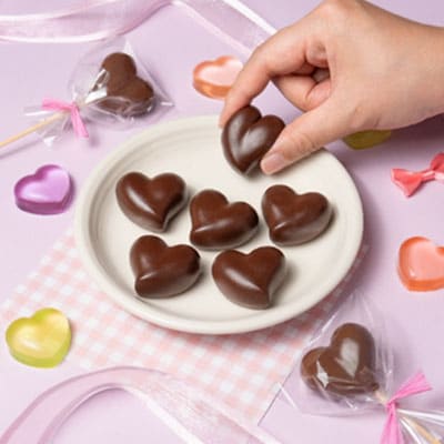 画像：むにゅぷにチョコグミ