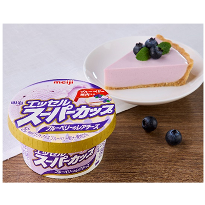 写真：明治 エッセル スーパーカップ ブルーベリーのレアチーズの商品イメージ画像