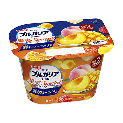 画像：明治ブルガリアヨーグルト 果実Special 彩りフルーツバリエの商品パッケージ