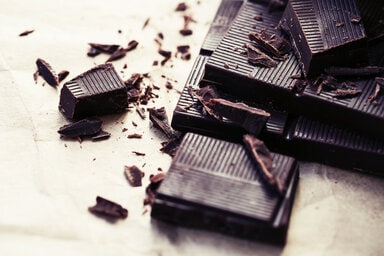 チョコレートの成分は体に良い？効果や1日の摂取量の目安を紹介