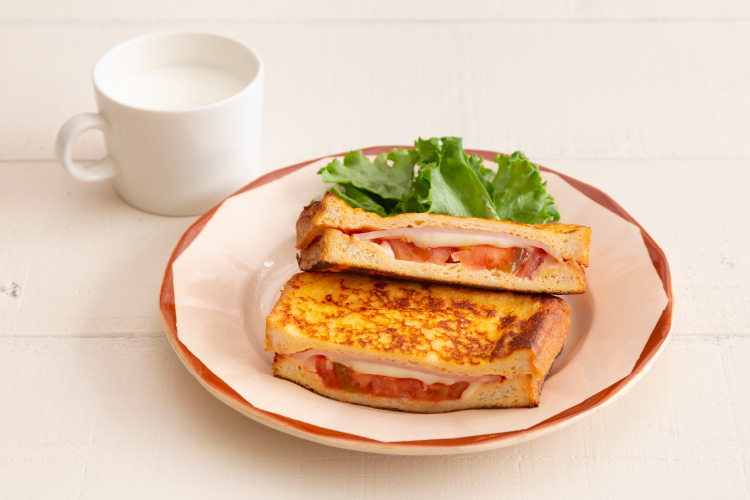 フレンチトーストサンド たんぱく質が摂れる 朝食にオススメ お手軽レシピ すべての受験生を食事で応援 受験飯22 株式会社 明治 Meiji Co Ltd