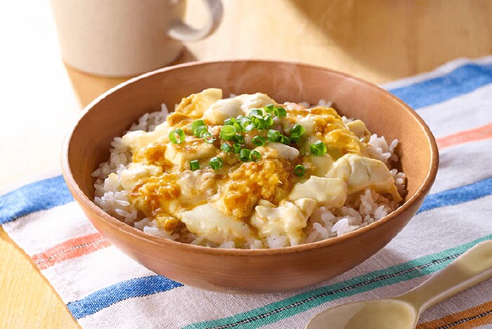 豆腐とチーズの卵とじ丼