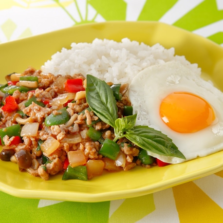 ★バカオライス☆ ガパオ風そぼろ炒めライス｜子どもたちが大好き！人気の給食レシピ