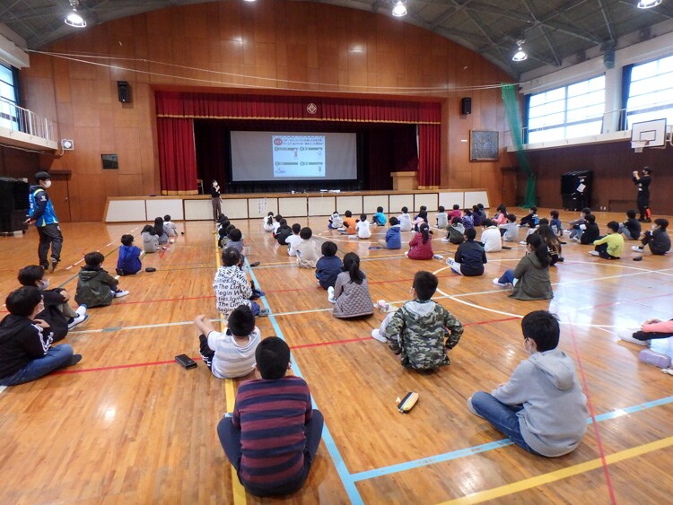 豊中市立豊島西小学校 出前授業 写真1