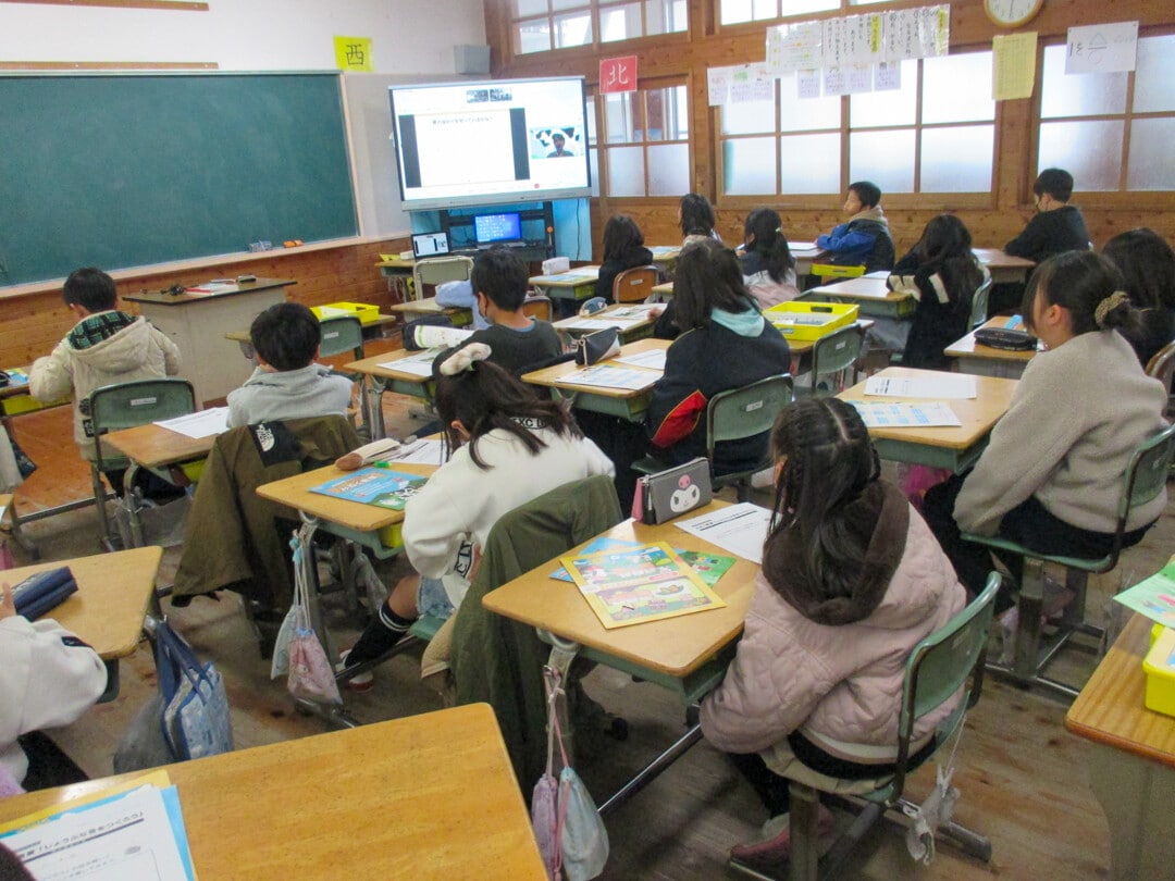 武雄市立朝日小学校 出前授業 写真2