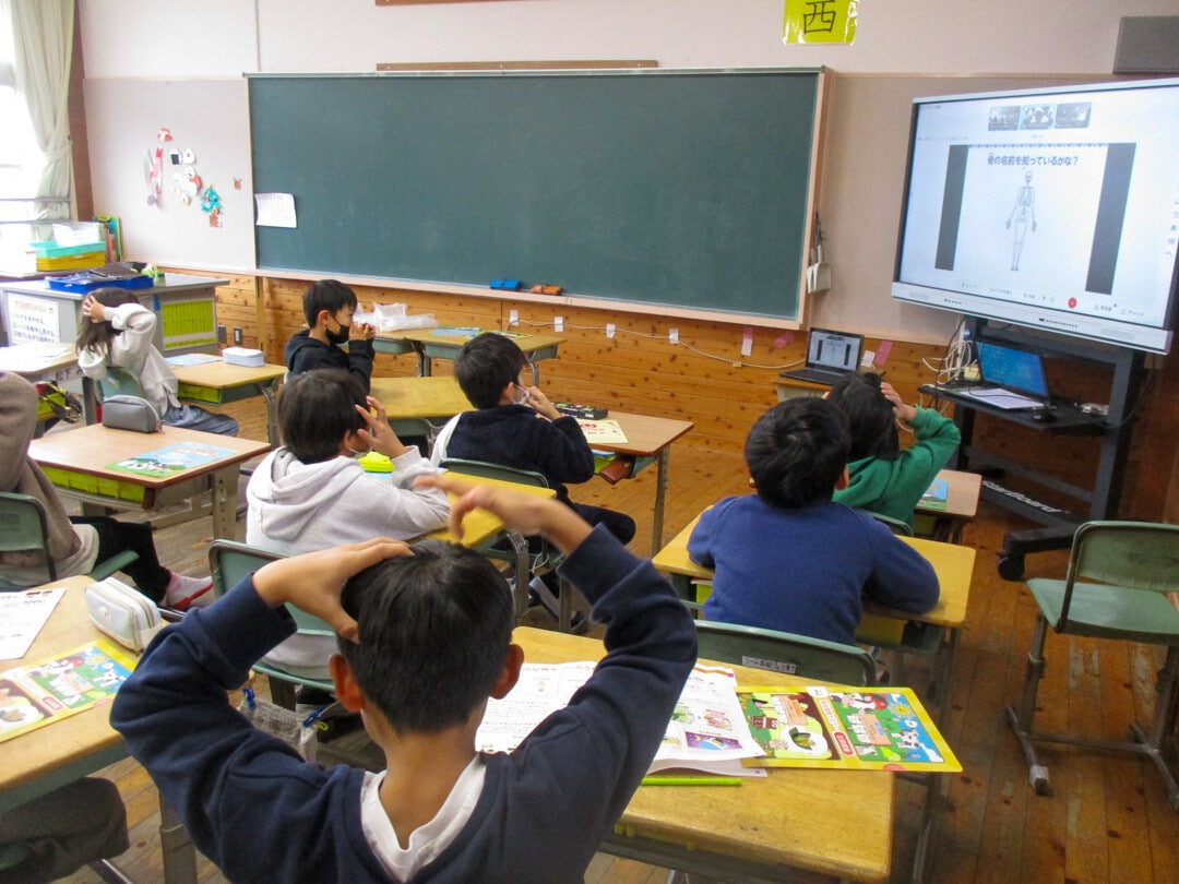 武雄市立朝日小学校 出前授業 写真3