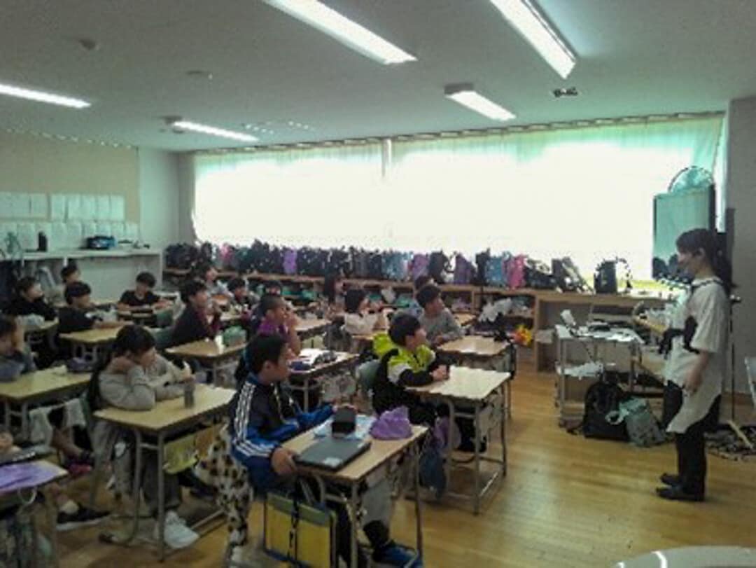 札幌市立石山緑小学校 出前授業 写真1