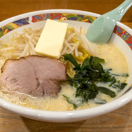 青森 みそカレー牛乳ラーメン