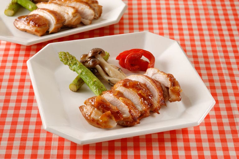 鶏肉のマーマレード焼き 子どもたちが大好き 人気の給食レシピ 明治の食育 株式会社 明治 Meiji Co Ltd