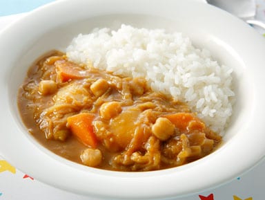 学校給食のカレーライス