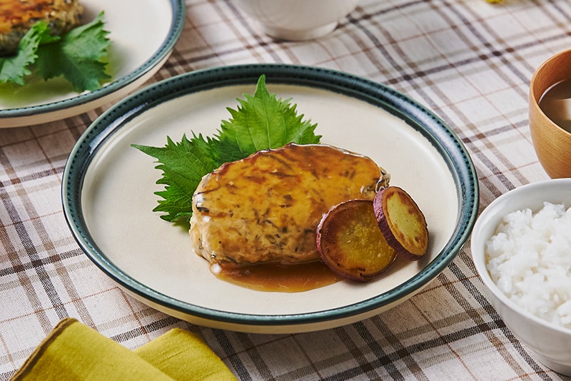 ヨーグルトひじき入り　鶏つくねハンバーグ