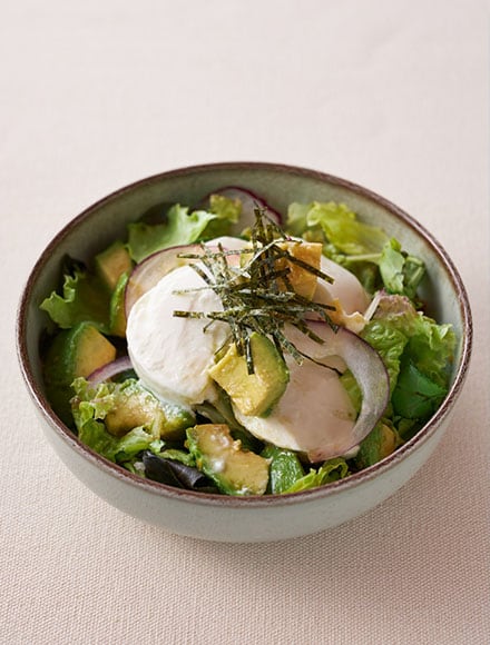 くずしYOFUのアボカドサラダ