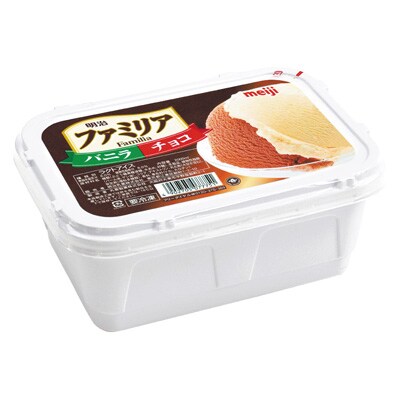 写真:明治 ファミリア<familia> バニラ&チョコ 2000ml