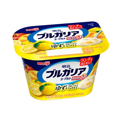 写真:明治ブルガリアヨーグルト脂肪0 ゆず&フルーツミックス 180g