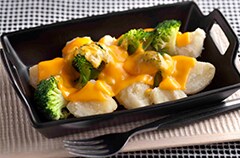ブロッコリーとじゃがいものチーズ焼き