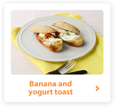Banana and yogurt toast